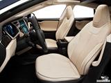  Front seats from Drivers Side photo